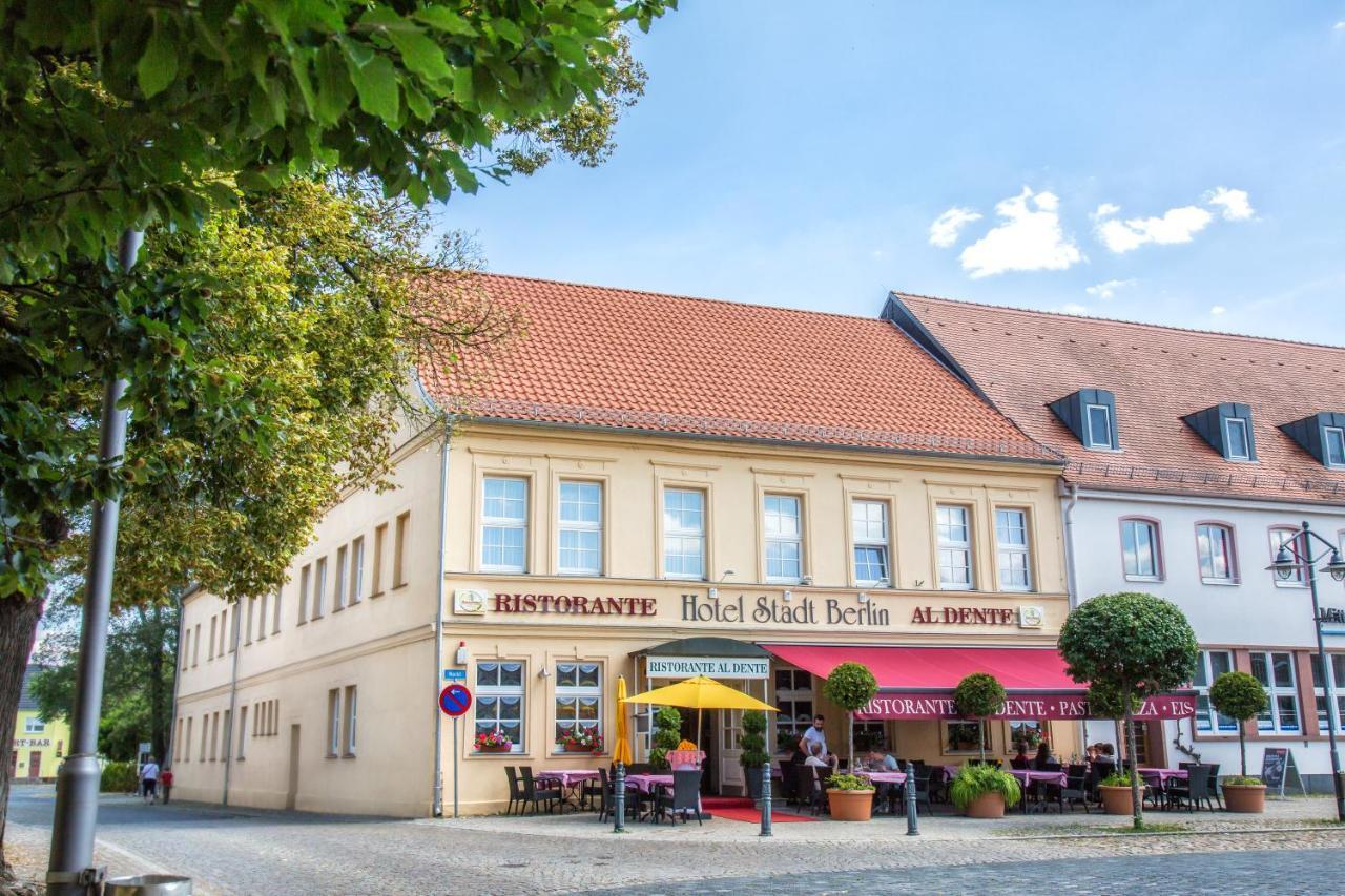 Hotel Stadt Berlin Jessen Eksteriør billede